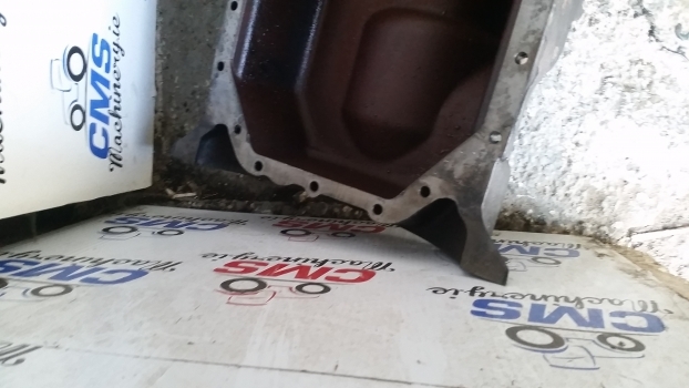 Deutz Agrotron 150 Mk3 Oil Pan Sump 04253996 - Alyvos karteris - Traktorius: foto 4 Deutz Agrotron 150 Mk3 Oil Pan Sump 04253996 - Alyvos karteris - Traktorius: foto 4