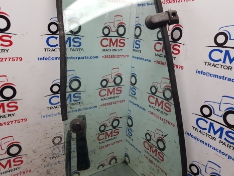 Deutz Agrotron 4., 6. Series 4.95 Cab Side Window Lhs Assy 04418828; 04325344 - Langas ir dalys - Traktorius: foto 3 Deutz Agrotron 4., 6. Series 4.95 Cab Side Window Lhs Assy 04418828; 04325344 - Langas ir dalys - Traktorius: foto 3