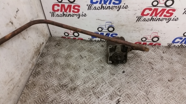 Fiat 780 Power Steering Pump. Please Check By Photos. - Stiprintuvo siurblys - Traktorius: foto 1 Fiat 780 Power Steering Pump. Please Check By Photos. - Stiprintuvo siurblys - Traktorius: foto 1