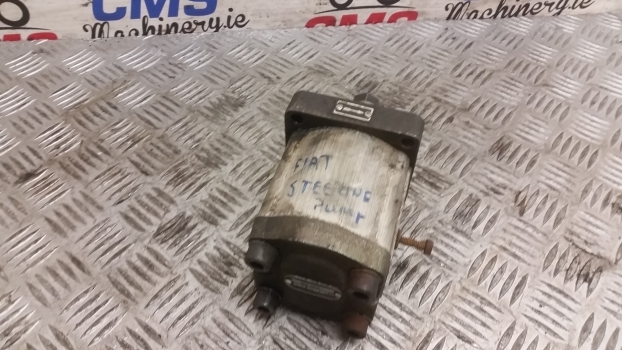Fiat 980 Hydraulic Power Steering Pump 87569205, 5179722, 5129481, 44900839 - Stiprintuvo siurblys - Traktorius: foto 3 Fiat 980 Hydraulic Power Steering Pump 87569205, 5179722, 5129481, 44900839 - Stiprintuvo siurblys - Traktorius: foto 3