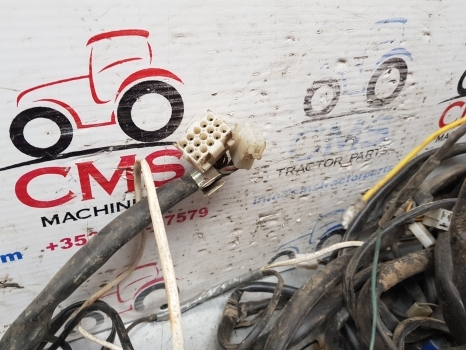 Fiat F Series F130, F140 Cab Electrical Wiring Cab Wiring Loom - Kabeliai/ Laidai - Traktorius: foto 2 Fiat F Series F130, F140 Cab Electrical Wiring Cab Wiring Loom - Kabeliai/ Laidai - Traktorius: foto 2