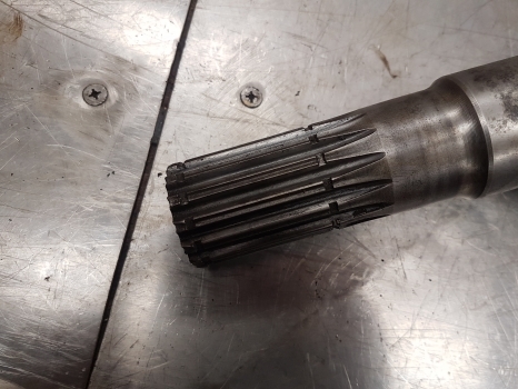 Fiat F140dt, Fiat120dt, Fiat130dt Front Axle Drive Shaft Lhs 5154038 - Pusašis - Traktorius: foto 2 Fiat F140dt, Fiat120dt, Fiat130dt Front Axle Drive Shaft Lhs 5154038 - Pusašis - Traktorius: foto 2