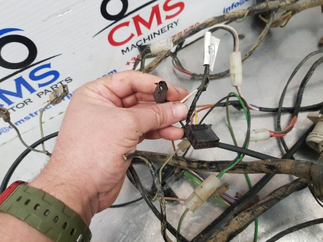 Kabeliai/ Laidai Ford 10, 30, Tw Ser Sq Mk2 Cab Roof Wiring Loom E5nn18c346bb, E5nn18w862ab: foto 7