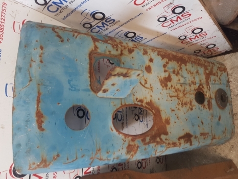 Ford 10 Series 7710, 6710 Bonnet Hood Panel 5 Holes, E1nn16a724aa, D8nn16a724ba - Kapotas - Traktorius: foto 1 Ford 10 Series 7710, 6710 Bonnet Hood Panel 5 Holes, E1nn16a724aa, D8nn16a724ba - Kapotas - Traktorius: foto 1