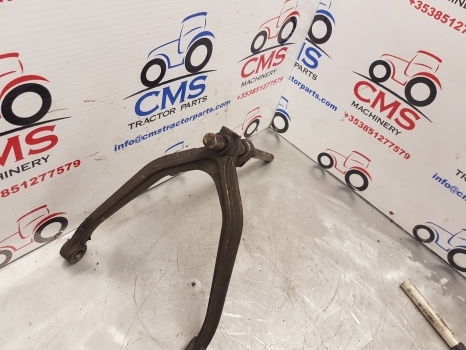 Ford 10 Series 7810, 7910, 8210 Transmission Lower Fork E4nn7231aa, 83952078 - Transmisija - Traktorius: foto 2 Ford 10 Series 7810, 7910, 8210 Transmission Lower Fork E4nn7231aa, 83952078 - Transmisija - Traktorius: foto 2