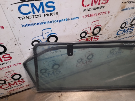 Ford 10, Tw, 30 Series Sq Cab Rear Window Kit Complete 83952026 - Langas ir dalys: foto 2 Ford 10, Tw, 30 Series Sq Cab Rear Window Kit Complete 83952026 - Langas ir dalys: foto 2