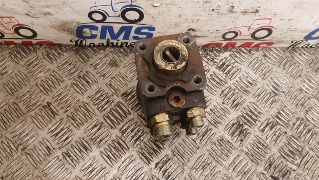 Ford 40 And Ts Series Orbital Unit F0nn3a244ba, 81863600 , Danfoss 150n1031 - Vairavimo sistema - Traktorius: foto 2 Ford 40 And Ts Series Orbital Unit F0nn3a244ba, 81863600 , Danfoss 150n1031 - Vairavimo sistema - Traktorius: foto 2