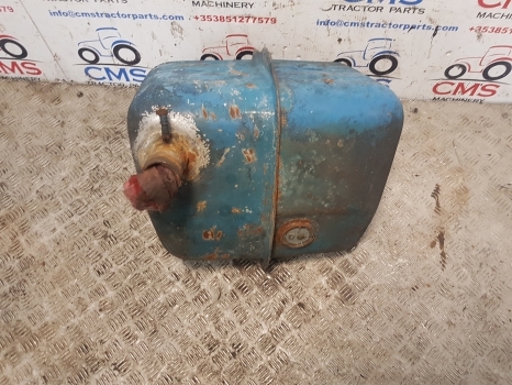 Ford 4000,  4600 Fuel Tank Original E2nn9002ba, E3nn9002kb, 83935630 - Degalų bakas - Žemės ūkio technika: foto 1 Ford 4000,  4600 Fuel Tank Original E2nn9002ba, E3nn9002kb, 83935630 - Degalų bakas - Žemės ūkio technika: foto 1