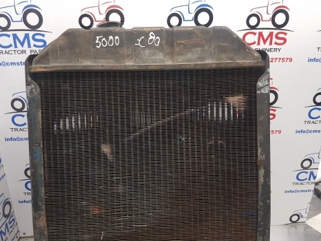 Ford 4500, 5000, 5100, 5600, 5500 Engine Water Cooling Radiator, Cowl 86531508 - Radiatorius - Traktorius: foto 3 Ford 4500, 5000, 5100, 5600, 5500 Engine Water Cooling Radiator, Cowl 86531508 - Radiatorius - Traktorius: foto 3