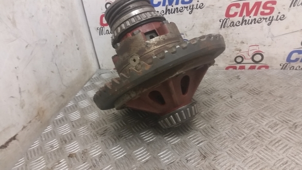 Ford 5000, 7000, 4000 Bevel Crown Gear (45t) And Differntial Assembly C7nn4206a - Diferencialas - Traktorius: foto 3 Ford 5000, 7000, 4000 Bevel Crown Gear (45t) And Differntial Assembly C7nn4206a - Diferencialas - Traktorius: foto 3