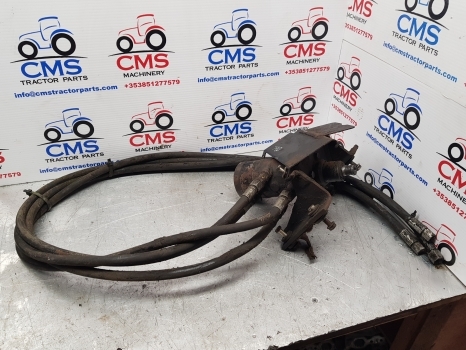 Ford 555, 7910, 8210 Orbital Steering Motor Valve Assy 86604767, 86585452 - Vairavimo sistema - Traktorius: foto 1 Ford 555, 7910, 8210 Orbital Steering Motor Valve Assy 86604767, 86585452 - Vairavimo sistema - Traktorius: foto 1