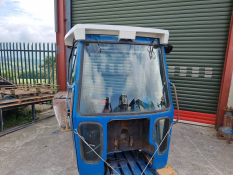 Ford 7810, 7910, 8210, Complete Super Q Cab Series 2, Complete Cab Cab No60 - Kabina: foto 2 Ford 7810, 7910, 8210, Complete Super Q Cab Series 2, Complete Cab Cab No60 - Kabina: foto 2