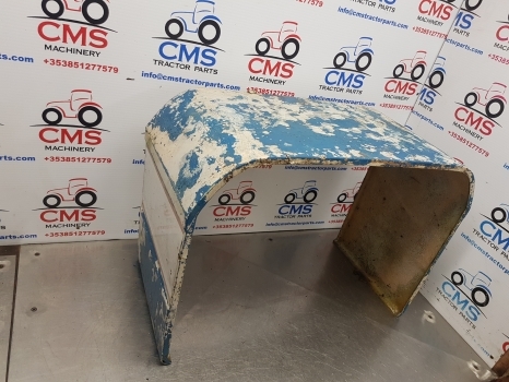 Ford 7810, 7910, 8210 Series Bonnet Cover Panel In Front Of The Cab D5nn9n128a - Kapotas - Traktorius: foto 1 Ford 7810, 7910, 8210 Series Bonnet Cover Panel In Front Of The Cab D5nn9n128a - Kapotas - Traktorius: foto 1