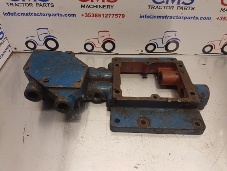 Ford 7840, 8340, 6640 40 Transmission Control Plate Cover F1nn7211ac, F1nn7222aa - Transmisija - Traktorius: foto 1 Ford 7840, 8340, 6640 40 Transmission Control Plate Cover F1nn7211ac, F1nn7222aa - Transmisija - Traktorius: foto 1
