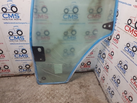 Ford New Holland Tl Tm Ts Tla Series, Cab Door Glass Lh 82036001 - Langas ir dalys: foto 2 Ford New Holland Tl Tm Ts Tla Series, Cab Door Glass Lh 82036001 - Langas ir dalys: foto 2