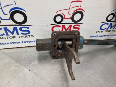 Fordson Major Pto Control Fork Assy, Check It By The Pictures - Transmisija: foto 4 Fordson Major Pto Control Fork Assy, Check It By The Pictures - Transmisija: foto 4