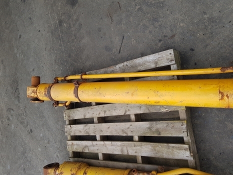Hyundai 160lc7, R180lc7, R160lc7a Hydraulic Boom Arm Ram Cylinder 31n5-50131 - Hidraulinis cilindras - Traktorius: foto 2 Hyundai 160lc7, R180lc7, R160lc7a Hydraulic Boom Arm Ram Cylinder 31n5-50131 - Hidraulinis cilindras - Traktorius: foto 2