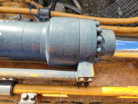 Hyundai Hx220lc Arm Ram Cylinder 31k6-50130, 31y1-45430, 31y1-28640gg - Hidraulinis cilindras - Ekskavatorius: foto 5 Hyundai Hx220lc Arm Ram Cylinder 31k6-50130, 31y1-45430, 31y1-28640gg - Hidraulinis cilindras - Ekskavatorius: foto 5