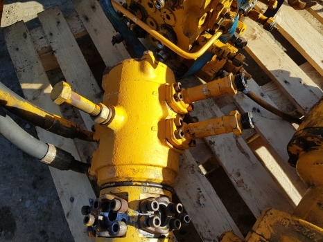 Hyundai Robex 130lc-3 Swing Gear Turning Joint Center Joint 31e6-0001 - Posūkio reduktorius - Ekskavatorius: foto 2 Hyundai Robex 130lc-3 Swing Gear Turning Joint Center Joint 31e6-0001 - Posūkio reduktorius - Ekskavatorius: foto 2
