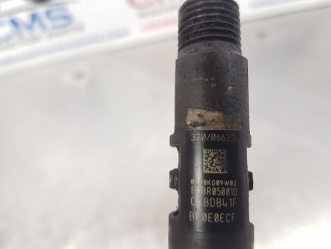 Jcb Tm310, Diesel Max 444, Fuel Injector Assy 320/06623, 32006623 - Purkštukas: foto 4 Jcb Tm310, Diesel Max 444, Fuel Injector Assy 320/06623, 32006623 - Purkštukas: foto 4