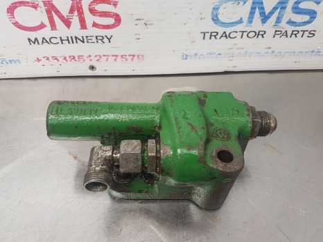 John Deere 2650, 2250, 1950, 1850 Backend Steering Valve L57037, L35043 - Vairavimo sistema: foto 1 John Deere 2650, 2250, 1950, 1850 Backend Steering Valve L57037, L35043 - Vairavimo sistema: foto 1