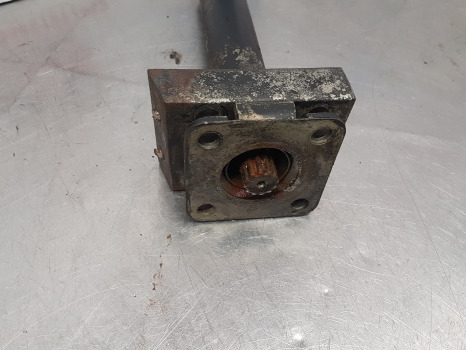 John Deere 3040, 2040, 1840, 1640, 2140 Steering Column Al31248, L34937 - Vairavimo sistema: foto 4 John Deere 3040, 2040, 1840, 1640, 2140 Steering Column Al31248, L34937 - Vairavimo sistema: foto 4