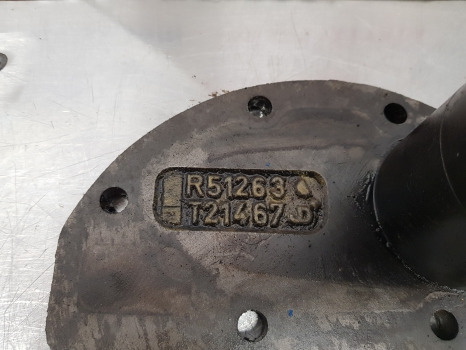 John Deere 3130, 3030, 1950 Seering Shaft Cover L41719, R51263, T21467, Ar55356 - Vairavimo sistema: foto 3 John Deere 3130, 3030, 1950 Seering Shaft Cover L41719, R51263, T21467, Ar55356 - Vairavimo sistema: foto 3