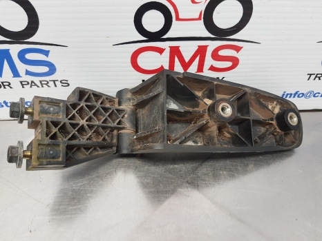 John Deere 6115m, 6m, 6020, 6030 Series, Door Hinge Lhs Al228236, Al179831 - Durys ir dalys: foto 3 John Deere 6115m, 6m, 6020, 6030 Series, Door Hinge Lhs Al228236, Al179831 - Durys ir dalys: foto 3