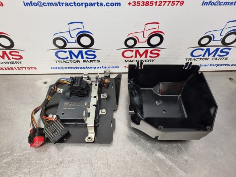 John Deere 6145r, 6r Series, Ecu Multi Functional Controller Al210192, Al211937 - Valdymo blokas: foto 1 John Deere 6145r, 6r Series, Ecu Multi Functional Controller Al210192, Al211937 - Valdymo blokas: foto 1