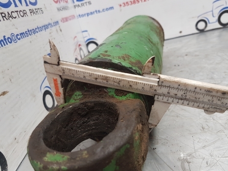 John Deere 6300, 6400, 6125m Hydraulic Assistor Ram Cylinder Al76637, Al110595 - Hidraulinis cilindras - Traktorius: foto 3 John Deere 6300, 6400, 6125m Hydraulic Assistor Ram Cylinder Al76637, Al110595 - Hidraulinis cilindras - Traktorius: foto 3