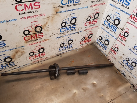 Landini Mythos 100, 900 Front Axle Drive Shaft 3652884m2, 3547684m91, 3547682m91 - Priekinė ašis: foto 1 Landini Mythos 100, 900 Front Axle Drive Shaft 3652884m2, 3547684m91, 3547682m91 - Priekinė ašis: foto 1