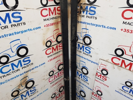 Landini Mythos 90, 100, 105, 110 Fwd Shaft Shield 3655692m91 - Priekinė ašis: foto 3 Landini Mythos 90, 100, 105, 110 Fwd Shaft Shield 3655692m91 - Priekinė ašis: foto 3