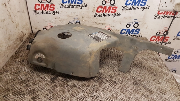 Landini Mythos Series 115 Cab Interior Plastic Panel Facing 3669391m1, 3669390m1 - Kabina ir interjeras - Traktorius: foto 1 Landini Mythos Series 115 Cab Interior Plastic Panel Facing 3669391m1, 3669390m1 - Kabina ir interjeras - Traktorius: foto 1