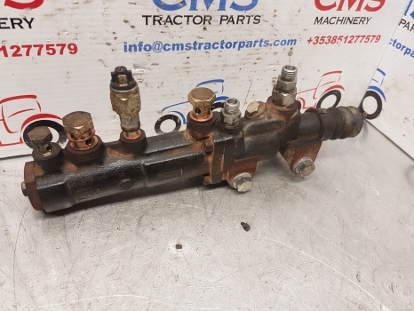 Manitou Mrt 2540 Brake Master Cylinder Pump 740150 - Stabdžių dalys - Teleskopinis krautuvas: foto 1 Manitou Mrt 2540 Brake Master Cylinder Pump 740150 - Stabdžių dalys - Teleskopinis krautuvas: foto 1