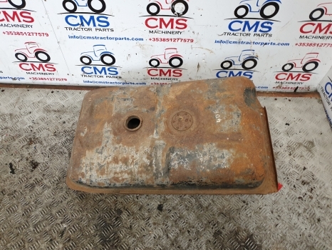 Massey Ferguson 20d, 20e, 30e, 30h, 40e Original Fuel Tank 1672762m91 - Degalų bakas - Traktorius: foto 1 Massey Ferguson 20d, 20e, 30e, 30h, 40e Original Fuel Tank 1672762m91 - Degalų bakas - Traktorius: foto 1