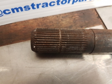 Massey Ferguson 2620, 2720, 2640, 2680 Pto Drive Shaft 36 Splines 3052679m2 - Pusašis - Traktorius: foto 2 Massey Ferguson 2620, 2720, 2640, 2680 Pto Drive Shaft 36 Splines 3052679m2 - Pusašis - Traktorius: foto 2