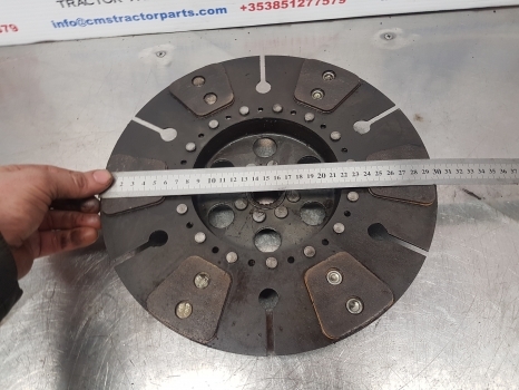 Massey Ferguson 290, 375, 390, 365, 275 Cluth Disc 21 Splines 3701008m91 - Sankabos diskas - Traktorius: foto 5 Massey Ferguson 290, 375, 390, 365, 275 Cluth Disc 21 Splines 3701008m91 - Sankabos diskas - Traktorius: foto 5