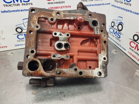 Massey Ferguson 5612, 5600 Hydraulic Valve Cover 4305800h1, 4360782m1 - Hidraulika: foto 5 Massey Ferguson 5612, 5600 Hydraulic Valve Cover 4305800h1, 4360782m1 - Hidraulika: foto 5