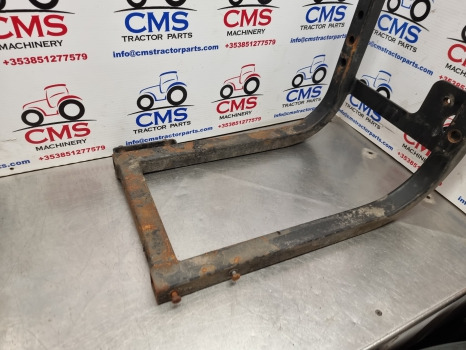 Massey Ferguson 5713s, 5613, 5611, 5712 Fuel Tank Support Bracket Lhs 4356814m91 - Degalų bakas: foto 4 Massey Ferguson 5713s, 5613, 5611, 5712 Fuel Tank Support Bracket Lhs 4356814m91 - Degalų bakas: foto 4