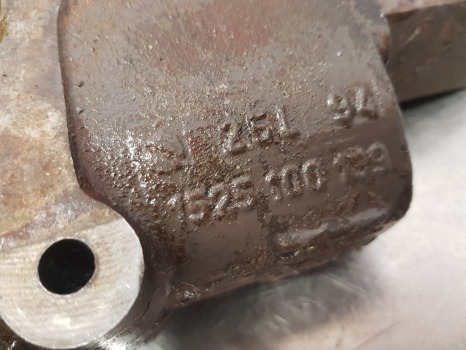 Massey Ferguson 6180, 3630, 8110, 8130, 8140 Hydraulic Pressure Valve 3583565m1 - Hidraulika: foto 4 Massey Ferguson 6180, 3630, 8110, 8130, 8140 Hydraulic Pressure Valve 3583565m1 - Hidraulika: foto 4