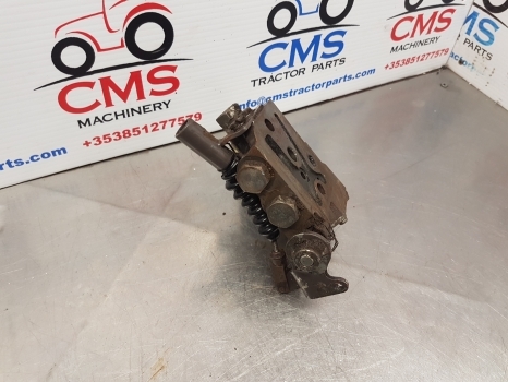 Massey Ferguson 675, 399, 372n, 375, 4225, 4255 Hydraulic Valve Assy 1679099m95 - Hidraulinis vožtuvas - Traktorius: foto 4 Massey Ferguson 675, 399, 372n, 375, 4225, 4255 Hydraulic Valve Assy 1679099m95 - Hidraulinis vožtuvas - Traktorius: foto 4