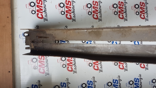 Massey Ferguson 8140,8150 Or 8160 4 Wheel Drive Shaft Cover 3712089m91 - Pusašis - Traktorius: foto 3 Massey Ferguson 8140,8150 Or 8160 4 Wheel Drive Shaft Cover 3712089m91 - Pusašis - Traktorius: foto 3