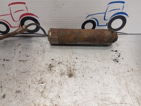 Massey Ferguson Load Sensor Pin 3713763m2, 3713763m1, 3382356m1, 199/3713763m2 - Jutiklis - Traktorius: foto 2 Massey Ferguson Load Sensor Pin 3713763m2, 3713763m1, 3382356m1, 199/3713763m2 - Jutiklis - Traktorius: foto 2