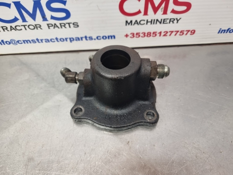 Mccormick Xtx 165 Tier 3, Case, Transmission Cover 600075a1, 600075a2 - Pavarų dėžė: foto 1 Mccormick Xtx 165 Tier 3, Case, Transmission Cover 600075a1, 600075a2 - Pavarų dėžė: foto 1