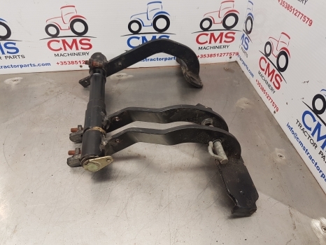 New Holland Brake, Clutch Pedal Kit 87547108, 87547109, 87566904 - Pedalas - Traktorius: foto 3 New Holland Brake, Clutch Pedal Kit 87547108, 87547109, 87566904 - Pedalas - Traktorius: foto 3