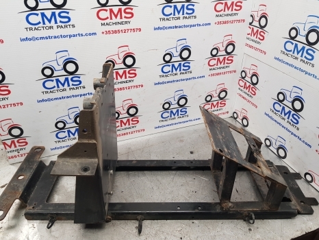 Kapotas - Traktorius New Holland Case Puma 145, T7.200 Hood Support Assy 84337706, 84485123, 84268312: foto 6