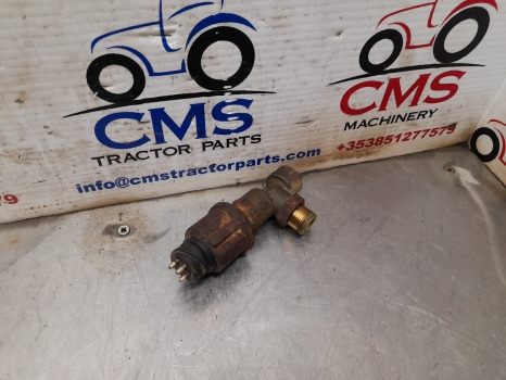 New Holland Case T6, T6000, Tsa, Puma T7030 Sensor Kit 82038888, 87564377 - Stabdžių dalys - Žemės ūkio technika: foto 3 New Holland Case T6, T6000, Tsa, Puma T7030 Sensor Kit 82038888, 87564377 - Stabdžių dalys - Žemės ūkio technika: foto 3