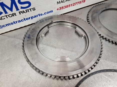 New Holland Case T6, T7, T6000, Cl4 Front Axle Brake Plate Disc Kit 87608346 - Stabdžių diskai: foto 3 New Holland Case T6, T7, T6000, Cl4 Front Axle Brake Plate Disc Kit 87608346 - Stabdžių diskai: foto 3