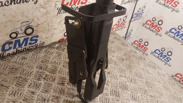 New Holland Fiat Ford L,tl Ect. Series Steering Colum & Steering Wheel 82009379 - Vairo kolonėlė - Traktorius: foto 4 New Holland Fiat Ford L,tl Ect. Series Steering Colum & Steering Wheel 82009379 - Vairo kolonėlė - Traktorius: foto 4