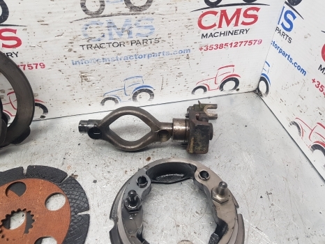 New Holland Lm435a Dana Spicer Brake Actuator Disc Kit 112.07.610.02; 85813919 - Stabdžių diskai - Teleskopinis krautuvas: foto 5 New Holland Lm435a Dana Spicer Brake Actuator Disc Kit 112.07.610.02; 85813919 - Stabdžių diskai - Teleskopinis krautuvas: foto 5